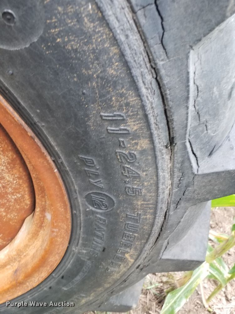 image for item G1905 Zimmatic irrigation pivot