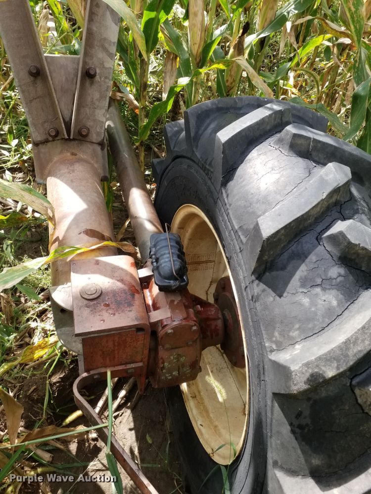 image for item G1905 Zimmatic irrigation pivot