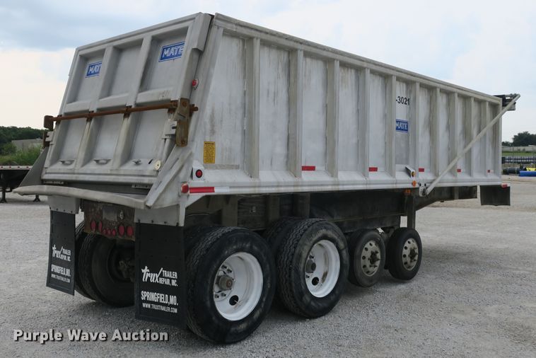 image for item DB10220 2014 Mate end dump trailer