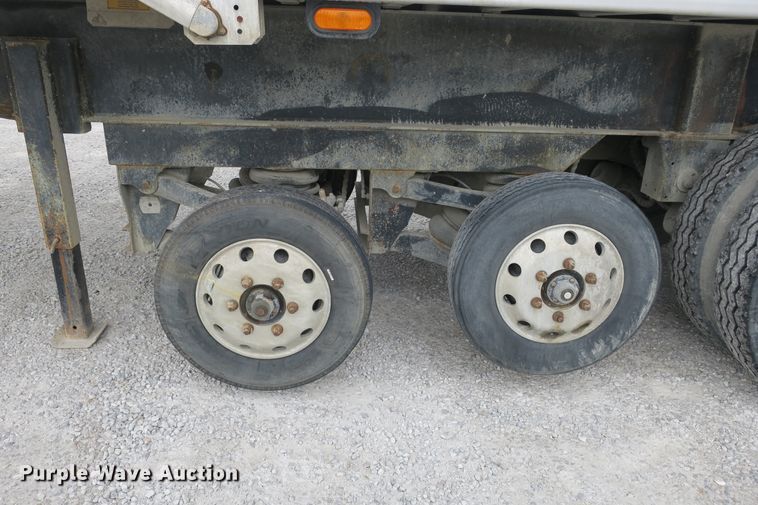 image for item DB10220 2014 Mate end dump trailer