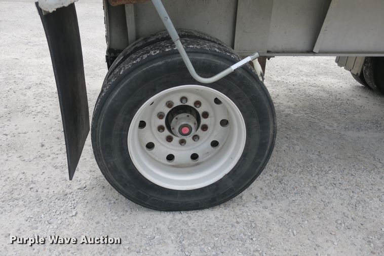 image for item DB10221 1989 Ravens end dump trailer