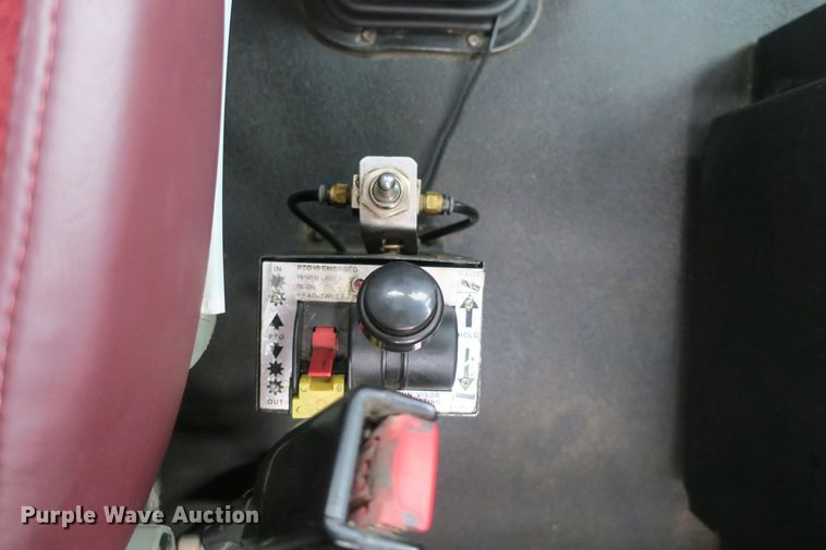 image for item DB10222 2005 Kenworth T800 semi truck