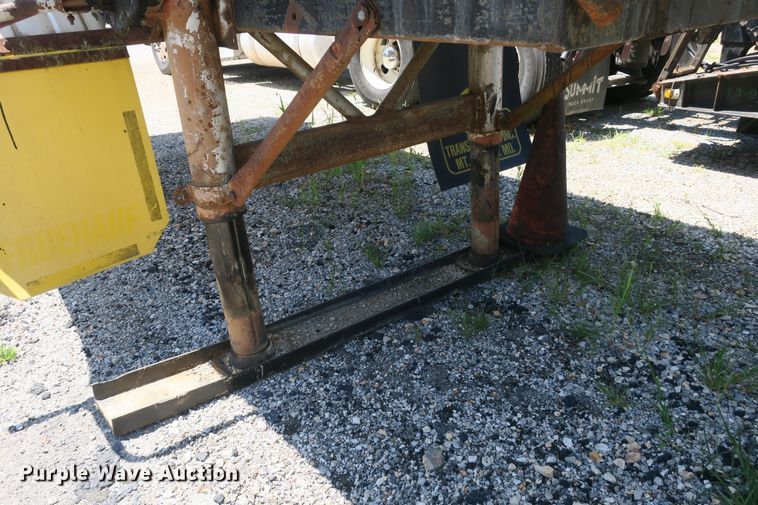 image for item DB10232 1968 Fruehauf TEHF2E asphalt trailer