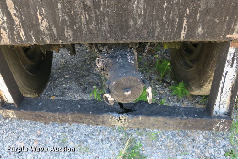 image for item DB10232 1968 Fruehauf TEHF2E asphalt trailer