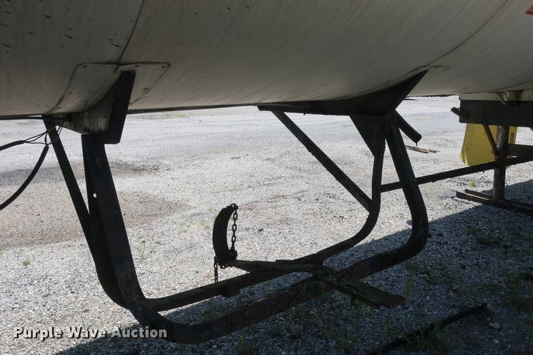 image for item DB10232 1968 Fruehauf TEHF2E asphalt trailer