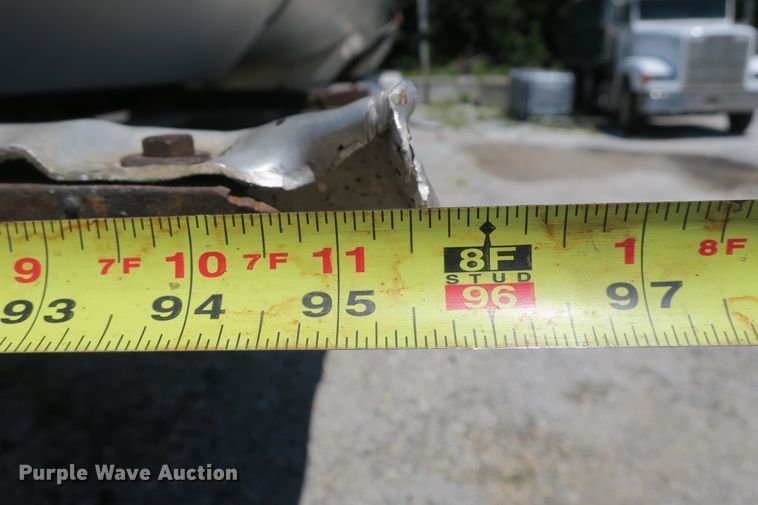 image for item DB10232 1968 Fruehauf TEHF2E asphalt trailer