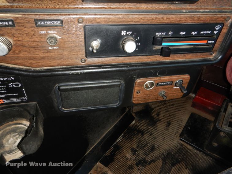 image for item DC5008 1996 Freightliner FLD semi truck