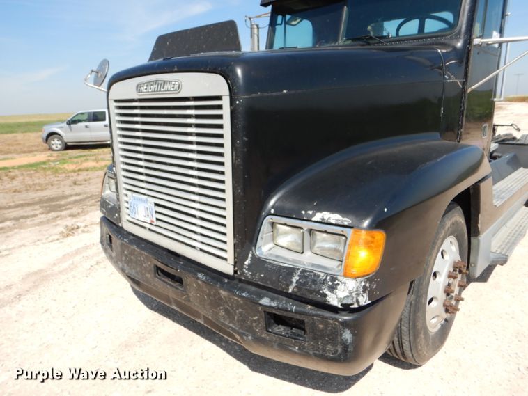 image for item DC5008 1996 Freightliner FLD semi truck