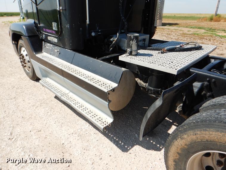 image for item DC5008 1996 Freightliner FLD semi truck