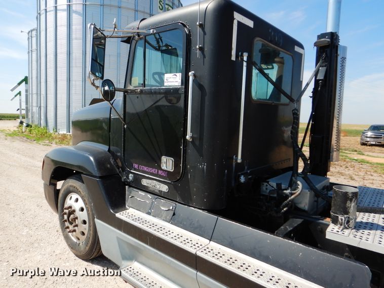 image for item DC5008 1996 Freightliner FLD semi truck