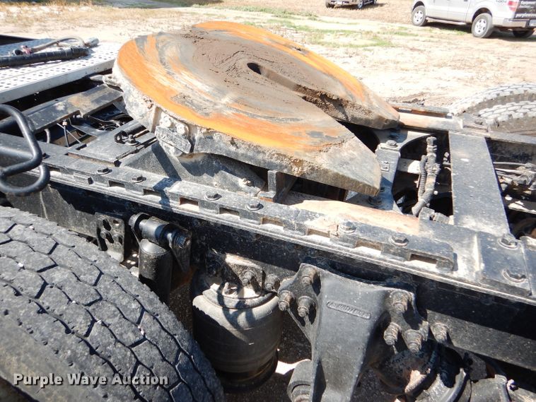 image for item DC5008 1996 Freightliner FLD semi truck