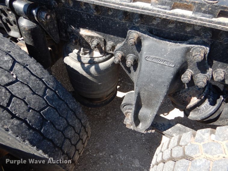 image for item DC5008 1996 Freightliner FLD semi truck