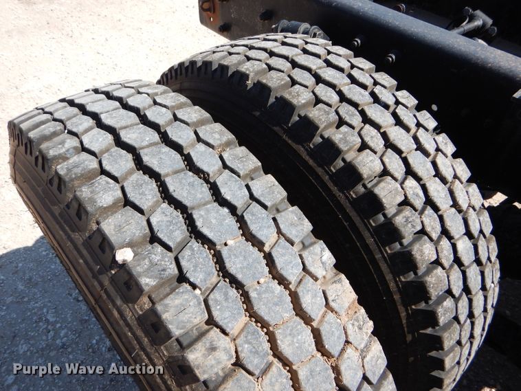 image for item DC5008 1996 Freightliner FLD semi truck