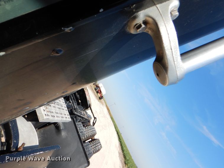 image for item DC5008 1996 Freightliner FLD semi truck