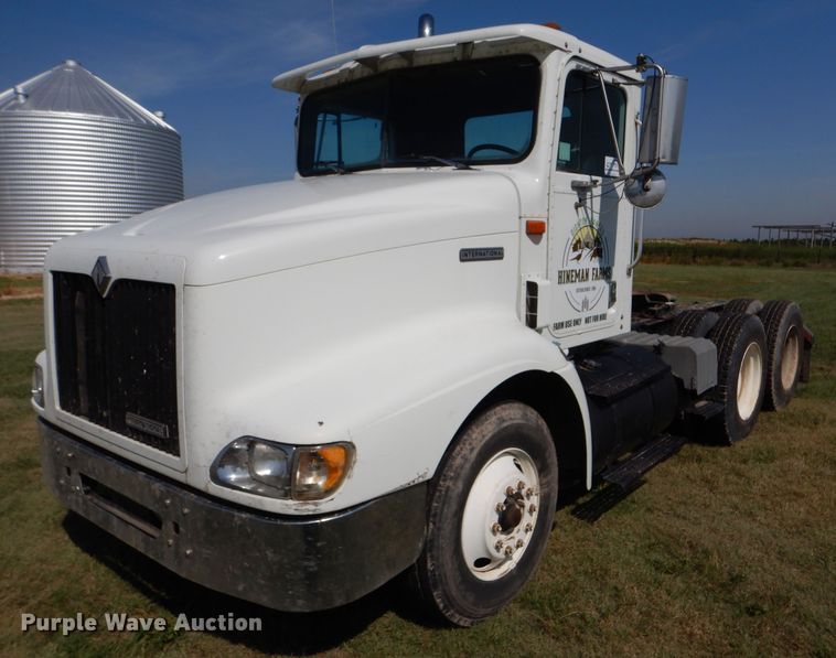 image for item DC5010 1998 International 9100 semi truck