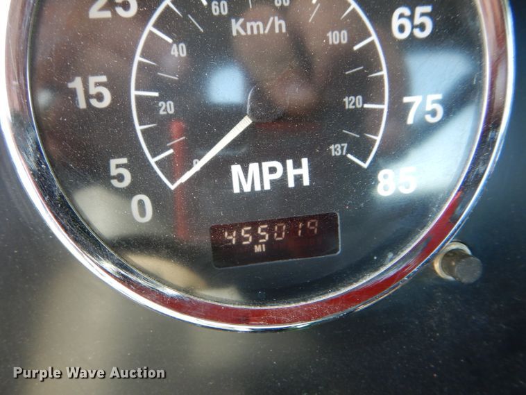 image for item DC5010 1998 International 9100 semi truck