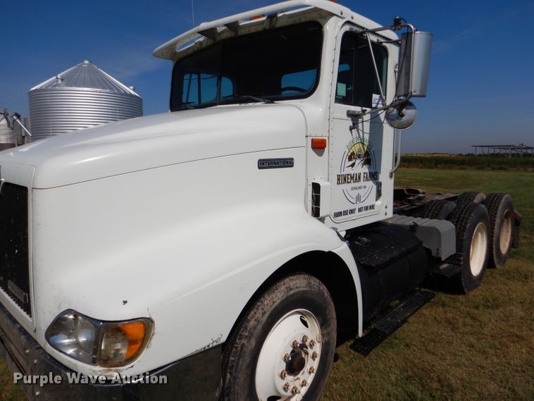 image for item DC5010 1998 International 9100 semi truck