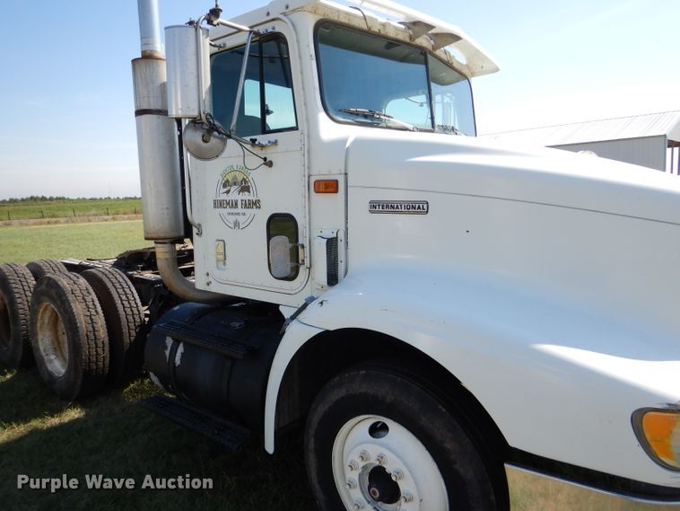 image for item DC5010 1998 International 9100 semi truck