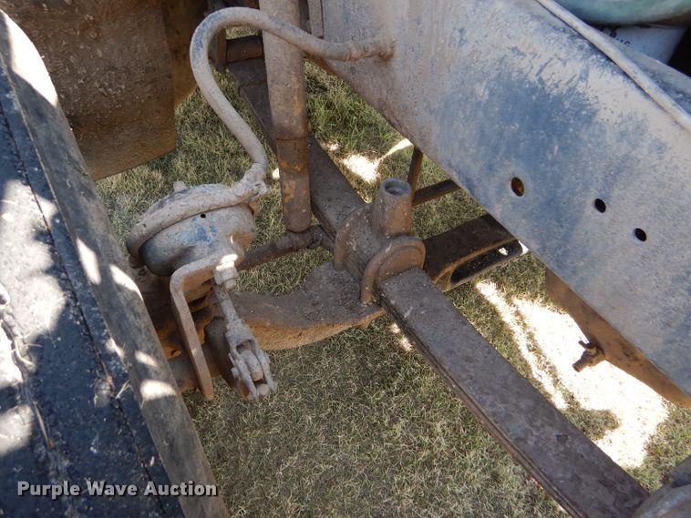 image for item DC5011 1991 Freightliner FLD semi truck