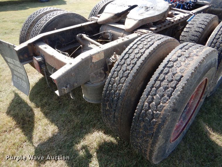 image for item DC5011 1991 Freightliner FLD semi truck