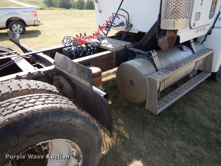 image for item DC5011 1991 Freightliner FLD semi truck