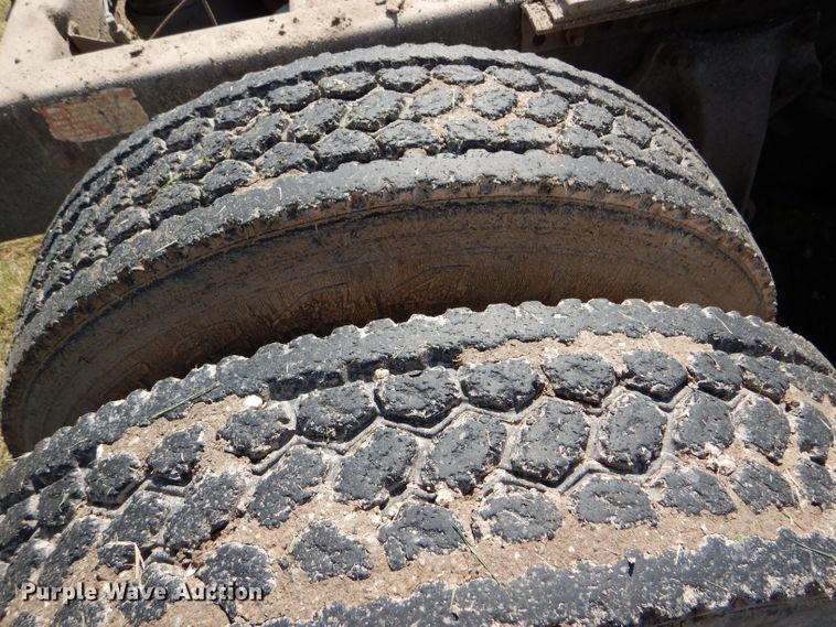 image for item DC5011 1991 Freightliner FLD semi truck