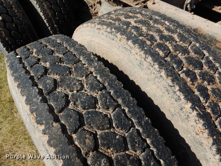 image for item DC5011 1991 Freightliner FLD semi truck