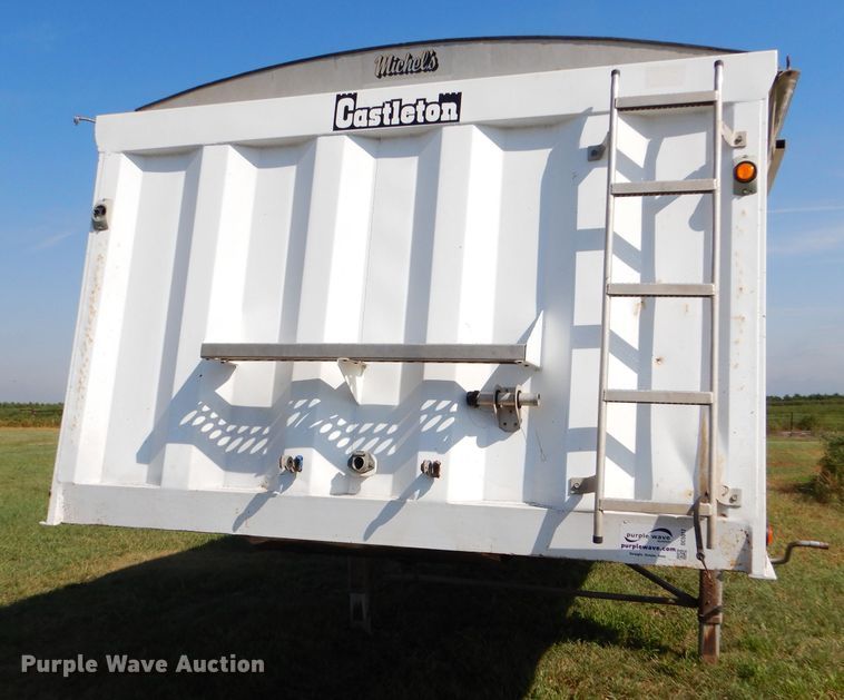 image for item DC5012 2005 Castleton double hopper bottom grain trailer