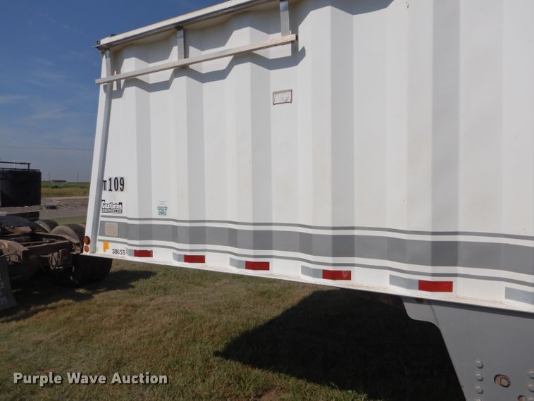 image for item DC5012 2005 Castleton double hopper bottom grain trailer