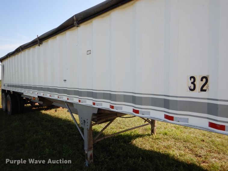image for item DC5012 2005 Castleton double hopper bottom grain trailer
