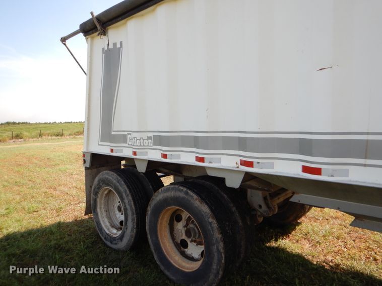image for item DC5012 2005 Castleton double hopper bottom grain trailer