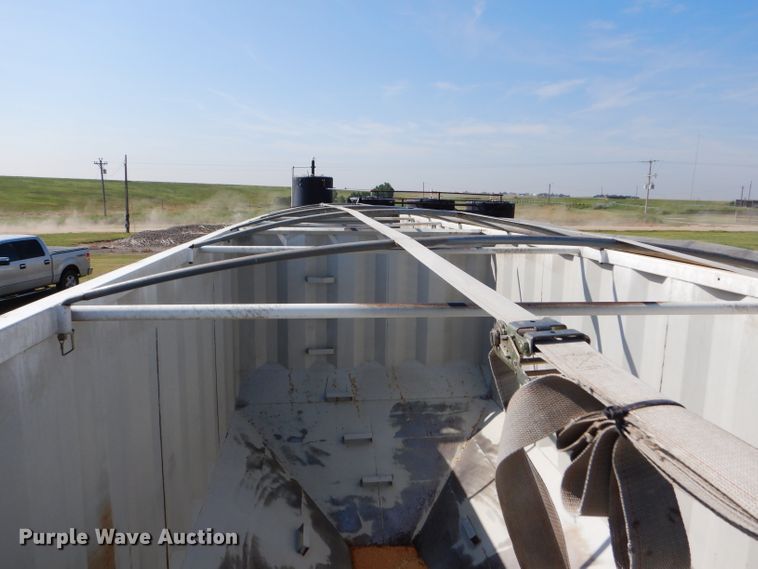 image for item DC5012 2005 Castleton double hopper bottom grain trailer