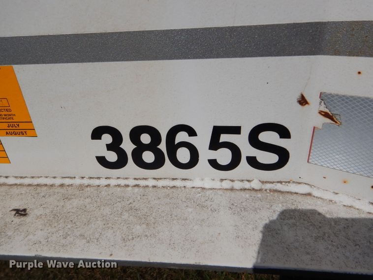 image for item DC5012 2005 Castleton double hopper bottom grain trailer