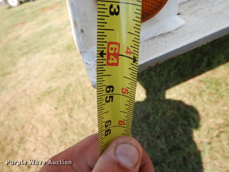 image for item DC5012 2005 Castleton double hopper bottom grain trailer