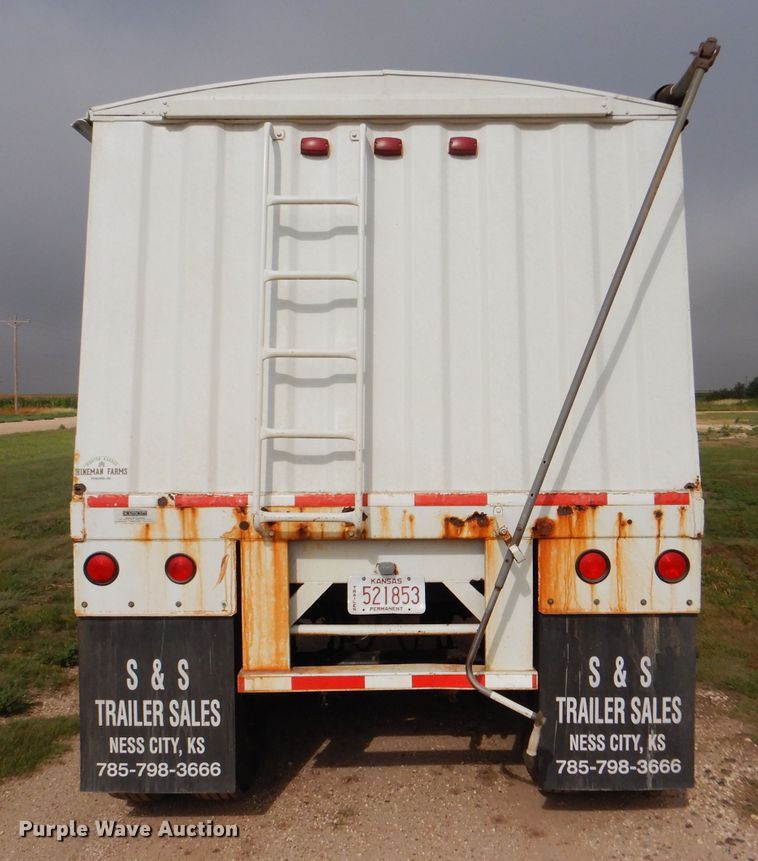 image for item DC5013 1997 Jet double hopper bottom grain trailer