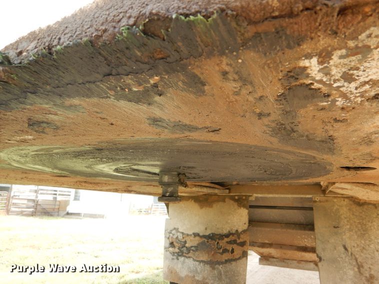 image for item DC5013 1997 Jet double hopper bottom grain trailer