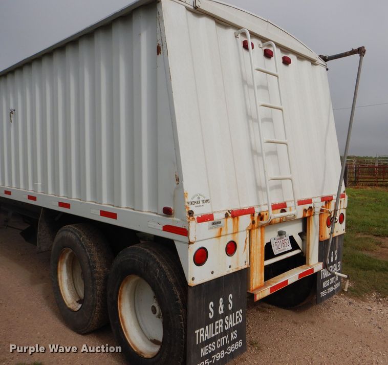 image for item DC5013 1997 Jet double hopper bottom grain trailer