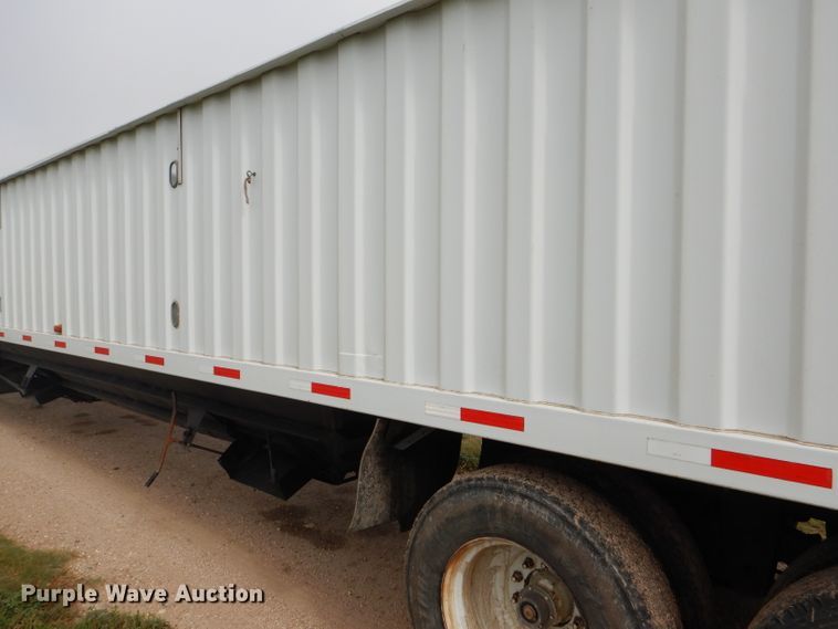 image for item DC5013 1997 Jet double hopper bottom grain trailer