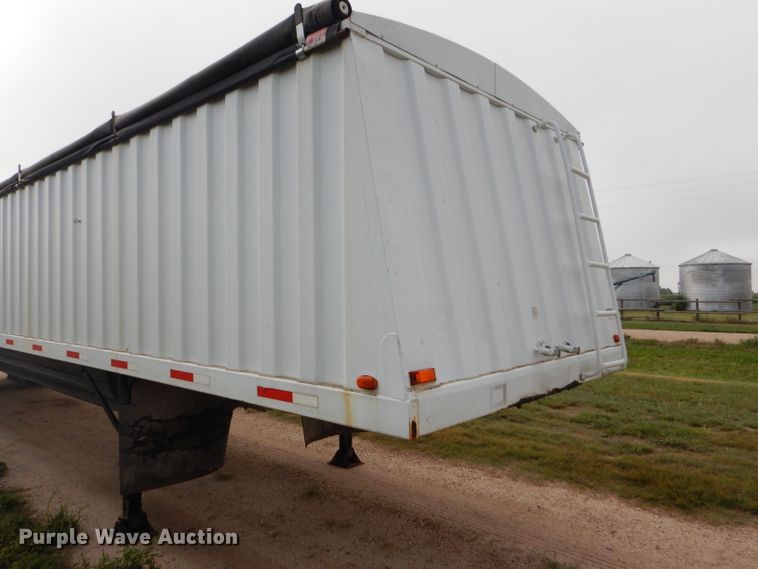 image for item DC5013 1997 Jet double hopper bottom grain trailer