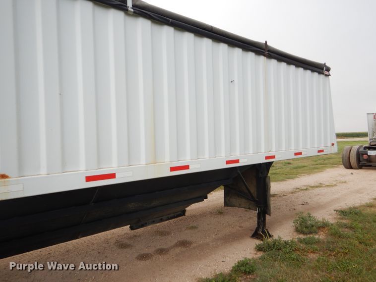 image for item DC5013 1997 Jet double hopper bottom grain trailer