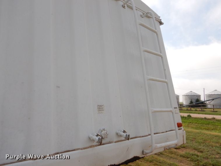 image for item DC5013 1997 Jet double hopper bottom grain trailer