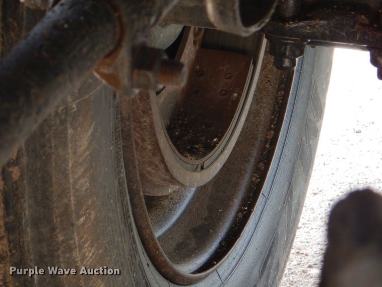 image for item DC5013 1997 Jet double hopper bottom grain trailer