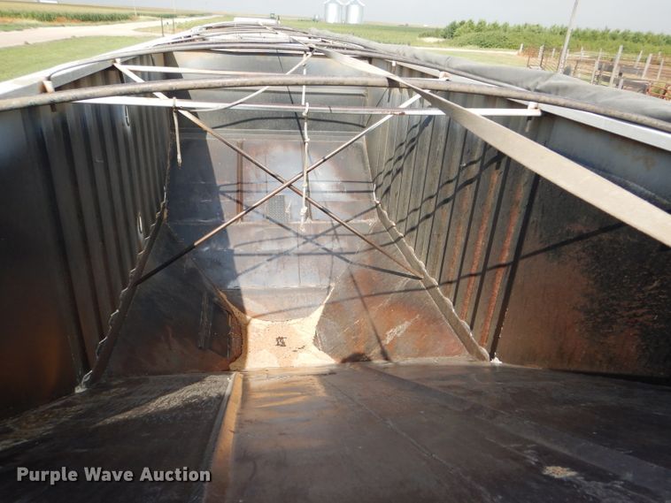 image for item DC5013 1997 Jet double hopper bottom grain trailer