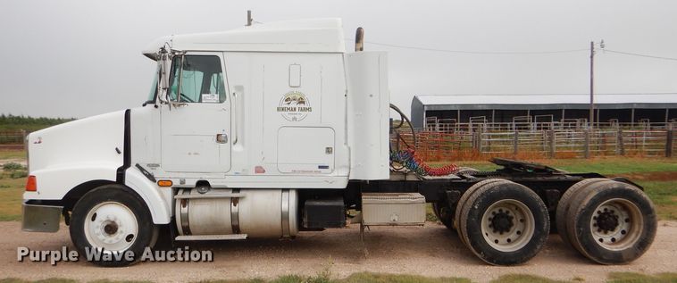 image for item DC5014 1997 Volvo WIA semi truck