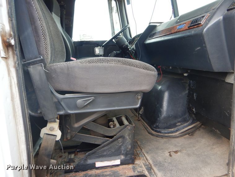 image for item DC5014 1997 Volvo WIA semi truck