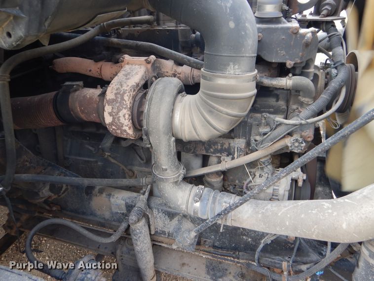 image for item DC5014 1997 Volvo WIA semi truck