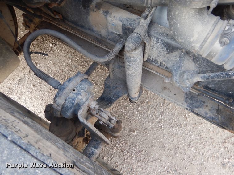 image for item DC5014 1997 Volvo WIA semi truck