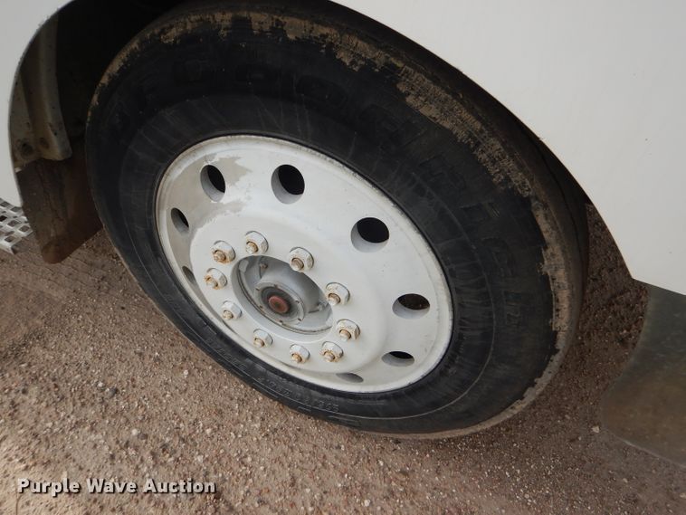 image for item DC5014 1997 Volvo WIA semi truck