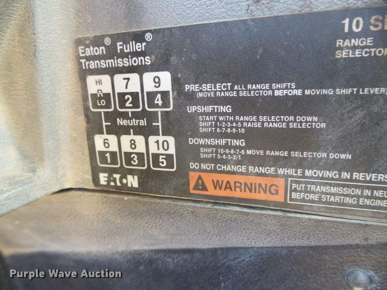 image for item DC5062 1999 Mack vacuum truck