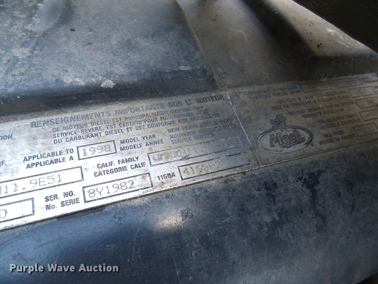 image for item DC5062 1999 Mack vacuum truck